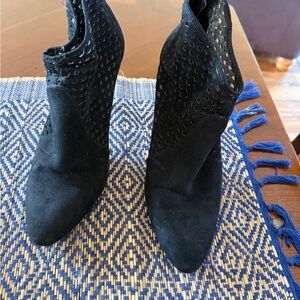 Zara Black Perforated Heeled Boots